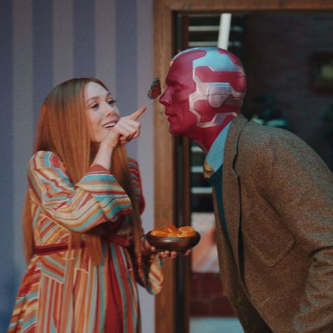 Marvel Besties, Valentine Pictures, Vision Marvel, Marvel Couples, Comfort Movies, Wanda Vision, Marvel Show, Marvel Icons, Marvel Photo