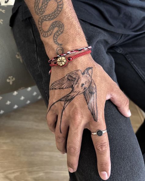 Bird Tattoo Men Hand, Birds Hand Tattoo, Men’s Bird Tattoo, Hand Tattoos Bird, Bird On Hand Tattoo, Tatoos Men Ideas Hand, Tattoo For Men Stencil, Men S Hand Tattoo, Small Bird Tattoo Men