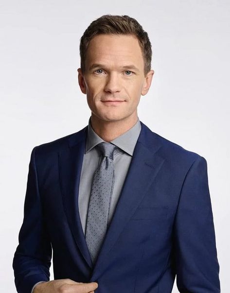 15 Renowned Actors with Blonde Hairstyles to Copy Fall Tv Shows, David Burtka, Men Blonde Hair, Barney Stinson, South By Southwest, Neil Patrick, Fall Tv, Neil Patrick Harris, Pumpkin Costume