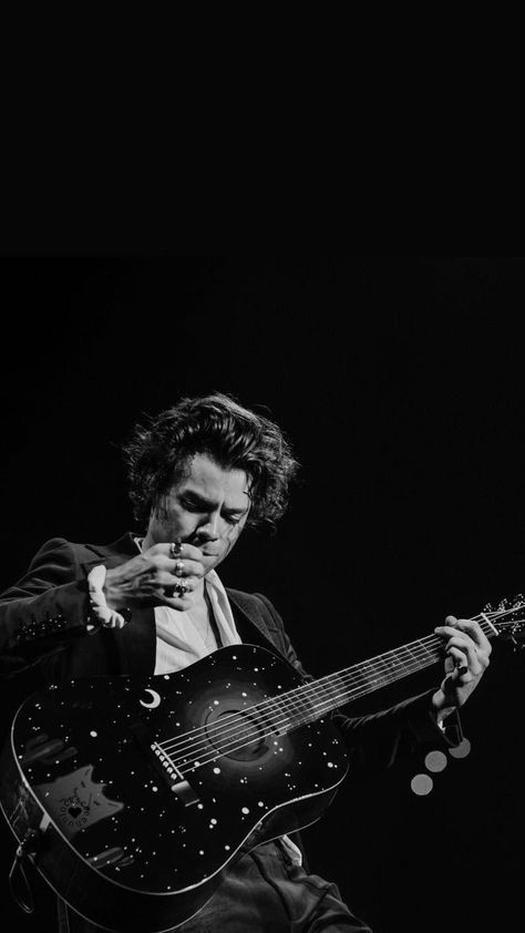 On Stage, Harry Styles, A Man, Guitar, Black And White, Pins, White, Black