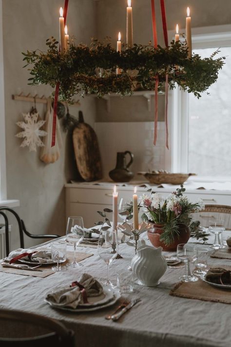 Holiday Table Inspiration, Tiffany Leigh Design, Natal Natural, Jul Diy, Xmas Table, Scandi Christmas, Cottage Christmas, Christmas Interiors, Christmas Feeling