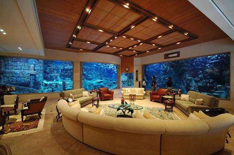 Underwater living room Aquarium Mural, Big Aquarium, Amazing Aquariums, Home Aquarium, Elegant Interior Design, Aquarium Design, Modern Houses Interior, Aquascaping, Elegant Interiors