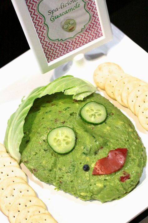 Spa theme for hosting a facial or spa party - "spa-licious" guacamole dip, how cute is that! "Like" my FB page at Surshae @Arbonne Independent Consultant. Consultant ID 21565488 Spa Theme Food Ideas, Spa Birthday Party Snacks, Spa Day Charcuterie Board, Spa Party Snacks, Spa Birthday Party Food, Spa Theme Party, Wellness Party, Spa Party Foods, Spa Party Ideas