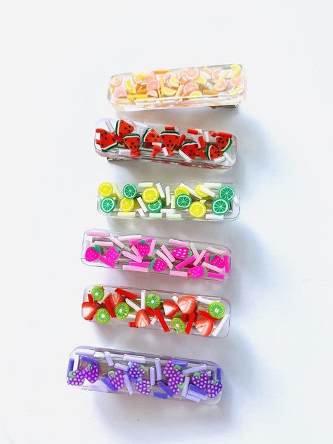 Diy Resin Hair Clips, Mommy Me Outfits, Resin Pendant Diy, Handmade Hair Clips, Resin Hair Clips, Spring And Summer Outfits, Candy Hair, Handmade Hair Clip, Glitter Hair