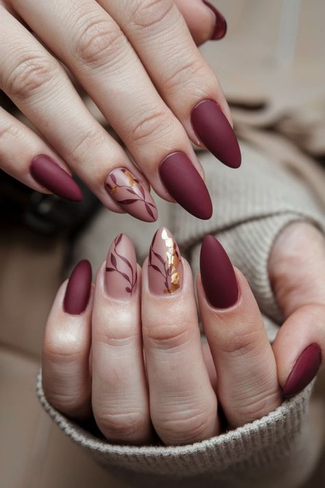 Fall Season Nails Matte, Maroon Matte Nails Design, Autumn Nails Burgundy, Matte Fall Nail Designs, Matte Burgundy Nails Design, Fall Matte Nail Designs, Matte Autumn Nails, Neutral Matte Nails, Fall Transition Nail Colors