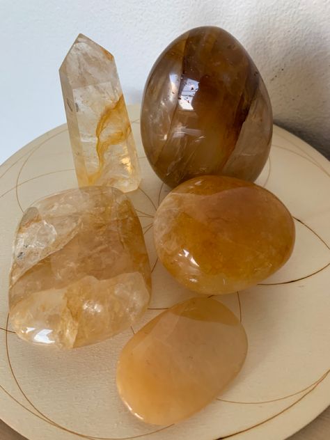 Neutral Spiritual Aesthetic, Yellow Crystals Aesthetic, Apollo Crystals, Citrine Crystal Aesthetic, Portofino Aesthetic, Witch Crystals, Yellow Crystals, Golden Healer Quartz, Magic Crystal