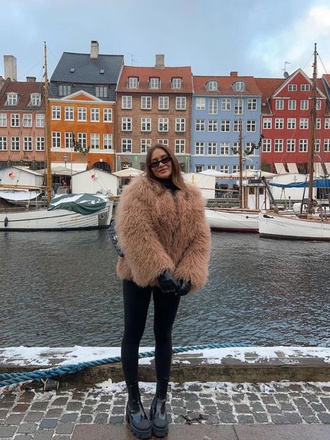 Copenhagen Street Style Nyhavyn Style Scandi Girl Style Blogger Mongolian Fur Coat Scandi Girl Style, Fur Coat Style, Wardrobe Uk, Scandi Girl, Sarah Ashcroft, Copenhagen Street Style, Mongolian Fur, Snow Outfit, Style Blogger