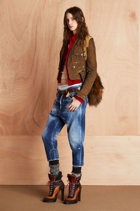 Dsquared2 Pre-Fall 2024 [FOTOS] Dsquared2 Runway, Runway 2024, Fall Winter 2024, Runway Collection, Field Jacket, Winter 2024, 2024 Collection, Denim Outfit, Pre Fall