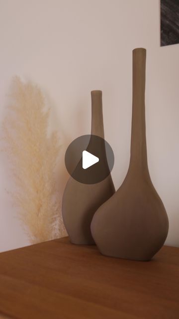 Handbuilt Vase Pottery, Hand Built Pottery Vases Modern, Pottery Vases Handmade, Handbuild Ceramic Vase, Handmade Pottery Vases Contemporary, Sculptural Vase Ceramic Pottery, Pottery Vases, Pottery Videos, Handmade Vase