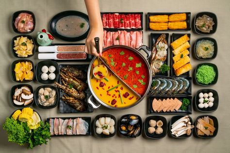 15 Best Steamboat Delivery in Singapore For Your Comfort Dining [2022] Steamboat Food, Ginseng Chicken Soup, Hotpot Restaurant, Drunken Chicken, Homemade Tofu, Premium Meat, Vegetable Noodles, Spicy Soup, Eat Beef