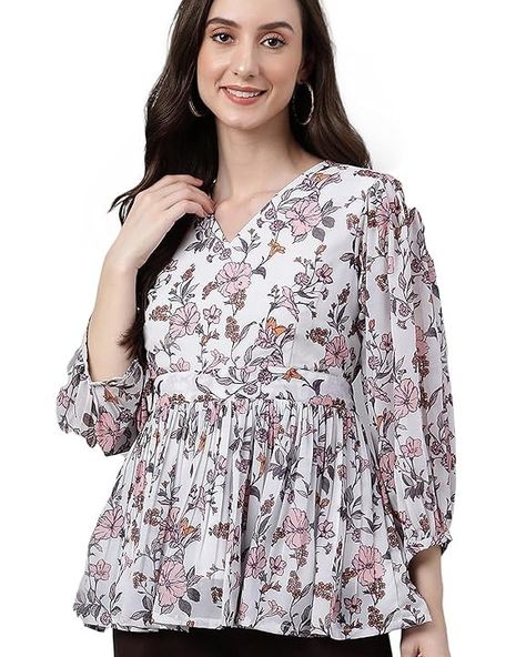 https://amzn.to/4bQhBmR Simple Frock Design, Simple Frocks, Printed Peplum Top, Peplum Tops, Georgette Tops, Casual Day Outfits, Stylish Dress Book, Frock Design, Stylish Dresses