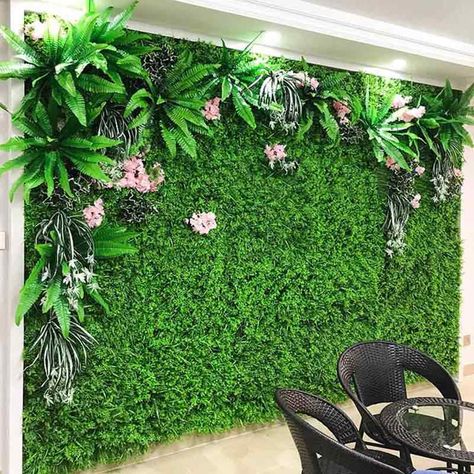 Artificial Plant Wall, Faux Grass, Plants Wall, Garden Basket, Gardening Trends, Grasses Garden, Lawn And Landscape, Low Maintenance Garden, Rain Water Collection