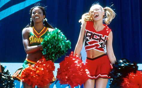 Bring It On Movie Character Costumes, Zombie Bride, Classic Halloween Costumes, American High School, Teens Movies, Teen Movies, Chick Flicks, Kirsten Dunst, Paramount Pictures