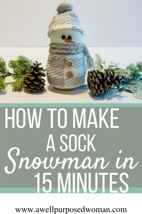 Christmas Sock Snowman, Snowman Gifts For Kids, Snowmen Made From Socks, Wash Cloth Snowman, Christmas Crafts With Socks, Snowman Made Out Of Socks, Christmas Sock Dolls, Diy Sock Snowman No Sew, Handmade Snowman Ornaments