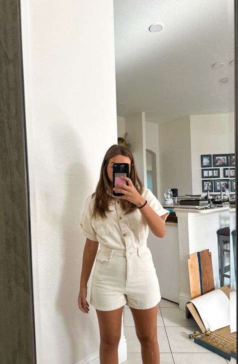 Cream Jeans, Jean Romper, Denim And Diamonds, White Romper, Lookbook Outfits, White Jeans, Lookbook, Rompers, Outfit Inspo