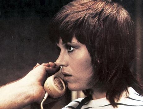 Jane Fonda "Klute" #2 Jane Fonda Klute Haircut, Jane Fonda Hairstyles 70s, Jane Fonda Shag, Jane Fonda 70s, Jane Fonda Klute, Klute 1971, Flaxen Hair, Jane Fonda Barbarella, Jane Fonda Hairstyles