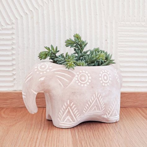 Planter Clay, Elephant Plant, Handmade Statue, Painted Terra Cotta Pots, Personalized Greeting Cards, Terracotta Pot, Elephant Statue, Plant Lover Gift, Terracotta Pots