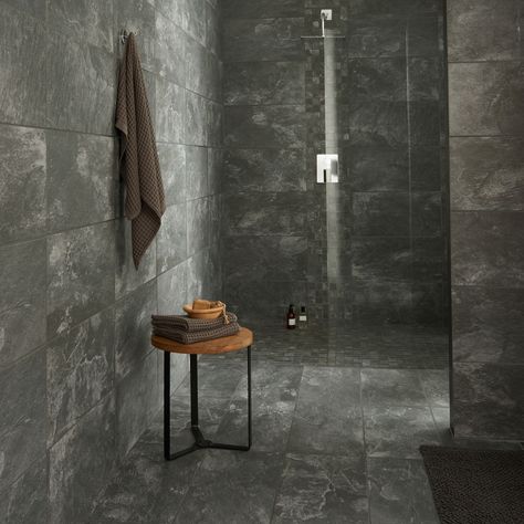 Picture this: a bathroom tiled top-to-toe, marbled with different hues. Starting your morning routine in a suite decked in these tiles will certainly upgrade your morning routine. Anthracite Bathroom, Spare Bathroom Ideas, Wet Room Ideas, Paris Bathroom, Spare Bathroom, Tiger Tattoo Design, Copper Bathroom, Matt Stone, Ceramic Floor Tile