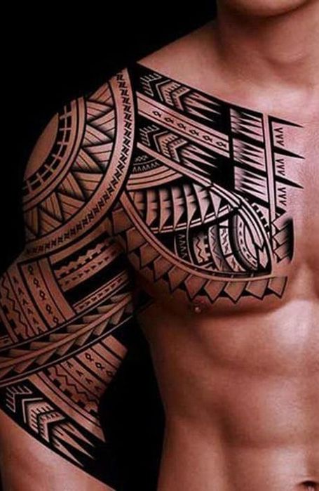 Tato Maori, Cool Shoulder Tattoos, Polynesian Tattoo Designs, Marquesan Tattoos, Maori Tattoo Designs, Mens Shoulder Tattoo, Cool Chest Tattoos, Chest Tattoo Men, Tatuaje A Color