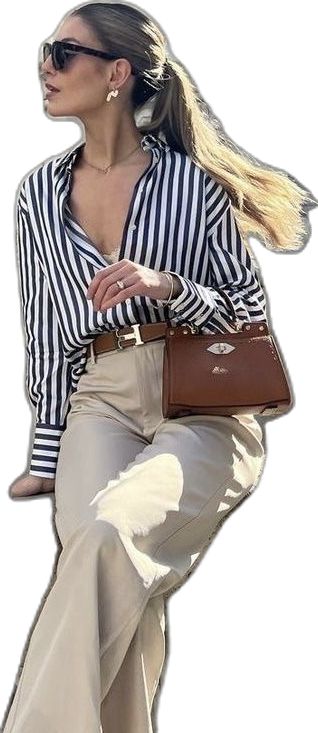 Blue Striped Shirt Outfit, Striped Shirt Outfit, Outfits With Striped Shirts, Old Money Fashion, Old Money Outfit, Casual Chic Outfits, Money Fashion, Money Outfit, Trendy Business Casual