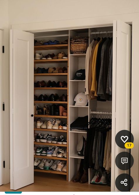 Small Bedroom Closet Design, Closet Small Bedroom, Entry Closet, Coat Closet, Bedroom Closet Design, Home Vibes, Built In Shelves, Closet Space, Closet Bedroom