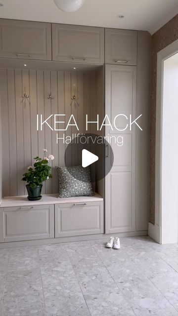 Boot Room Ikea Hack, Ikea Hallway Hack, Ikea Hack Hallway, Ikea Hol Hack, Hall Inspiration Ikea, Hallway Entrance Ideas, Inspiration Hall, Ikea Hall, Diy Entrance