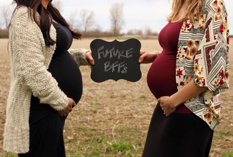 Best Friends Pregnant Together, Friends Pregnant Together, Best Friend Pregnant, Sister Maternity Pictures, Best Friend Pregnancy, Pregnant Together, Friend Pregnancy Photos, Friends Pregnant, Pregnant Best Friends