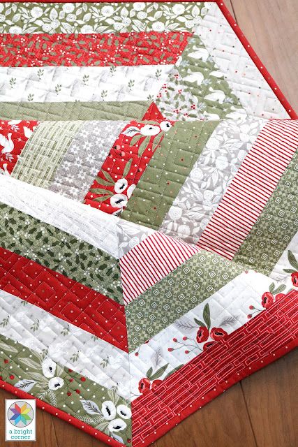 Christmas Quilted Tree Skirt Patterns, Free Quilted Tree Skirt Pattern, Patchwork Tree Skirt Pattern, Quilted Christmas Tree Skirts Patterns, Quilted Tree Skirts Christmas, Christmas Tree Skirt Patterns Free, Free Christmas Tree Skirt Quilt Patterns, Christmas Tree Skirt Quilt Pattern, Free Christmas Tree Skirt Pattern