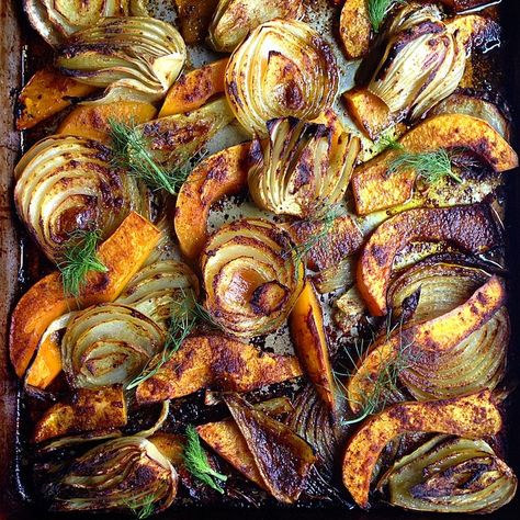 Squash And Onions, Farro Salad Recipes, Fennel Soup, Fennel Recipes, Roasted Sprouts, Citrus Recipes, Roasted Fennel, Roasted Butternut Squash Soup, Roasted Squash