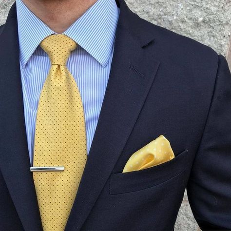 Blue Suit Yellow Tie, Tie Outfits Men, Navy Blue Suit Men, Wedding Ties For Men, Yellow Shirt Men, Tie Outfit, Suit Combinations, Royal Blue Suit, Blue Suit Men