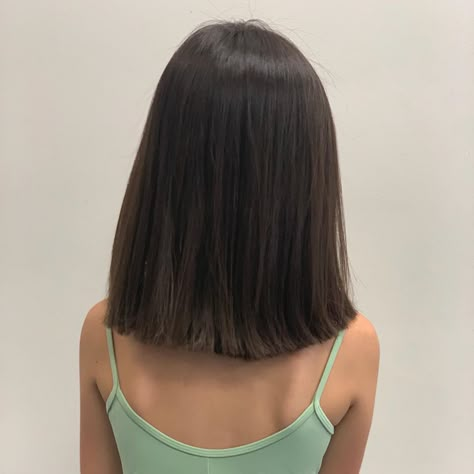 Medium Blunt Cut for Girls Medium Length Girls Haircut Kids, Hair Cut For Kids Girl Short, Kids Hair Cuts For Girls Medium, Kids Hair Cuts Medium Length, Kids Haircuts For Girls Medium, Shoulder Length Hair Teenage Girl, Short Hair Cuts For Girls Kids, Girls Medium Haircut Kids, Girls Shoulder Length Haircut Kids