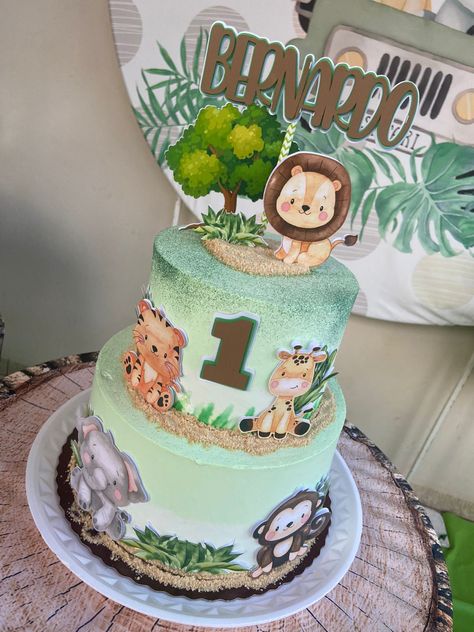 Jungle Safari Cake, Festa Safari Baby, Wild Baby Shower, Tiger Cake, Prince Birthday Party, Safari Animals Birthday, Safari Theme Birthday, Safari Cakes, Prince Birthday