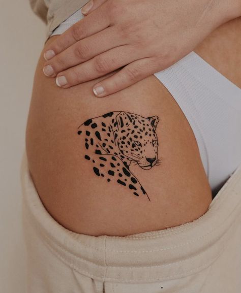 Leopard Tattoo Ideas, Leopard Tattoo, Jaguar Tattoo, Leopard Tattoos, Lavender Tattoo, Dragon Tattoo For Women, Leo Tattoos, Bff Tattoos, Dainty Tattoos