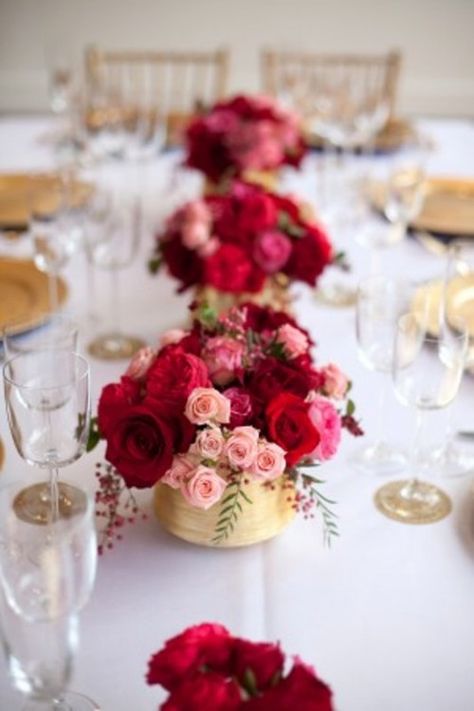 28 Red, Pink And Sparkle Gold Wedding Color Palette Ideas | Weddingomania Red Gold Wedding, Wedding Colors Red, Gray Photography, Gold Wedding Colors, Wedding Color Palette, Valentine Wedding, Table Flowers, Limes, Floral Centerpieces