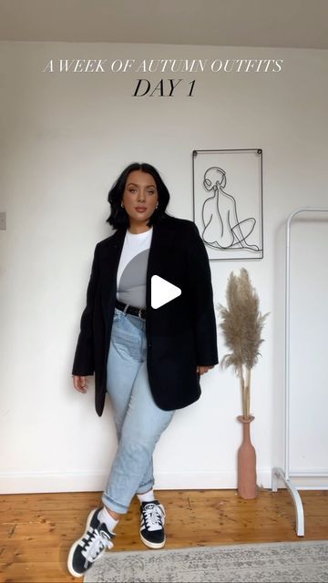 MEAGAN WELLS on Instagram: "YOU ASKED TO BRING IT BACK SO HERE IT IS … A WEEK OF AUTUMN MIDSIZE OUTFITS 🧥🍂🖤✨ Links on my story 🖤 Jeans @marksandspencer Mom jeans i wear a UK16 Top @ruchedandready Blazer @newlook Shoes @adidas #autumnoutfits #autumnvibes #series #midsize #jeans" Mom Jeans With Adidas, Mid Size Mom Jeans Outfit, Bootcut Jeans Outfit Midsize, Midsize Blazer Outfit, Shoes For Mom Jeans, Blazer Outfit Midsize, Midsize Mom Jeans Outfit, Mom Jeans Midsize, Mom Jeans Outfit Midsize