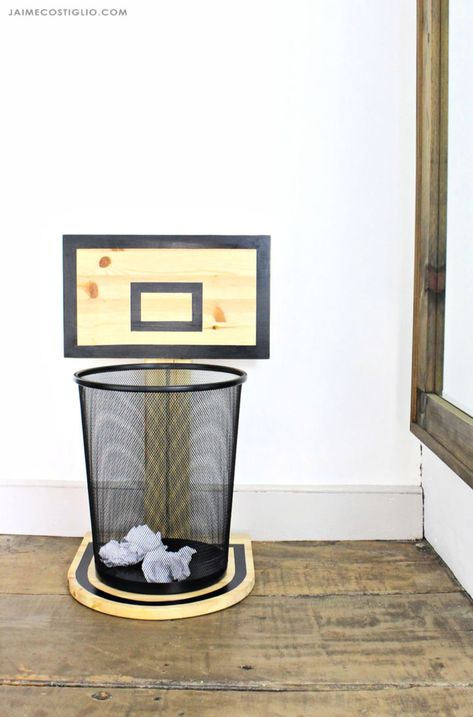 A DIY tutorial to build a wood basketball hoop trash can holder. Make clean up fun and add sports themed decor with free plans for a basketball backboard. Diy Basketball Hoop, Diy Basketball, Cleaning Fun, Dekor Diy, Easy Wood Projects, Free Plans, Basketball Hoop, Cute Room Decor, Room Inspiration Bedroom