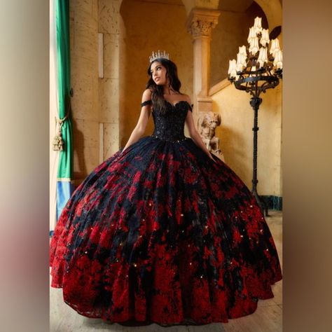 Quinceanera Dresses Dark Red, Black Quince Dress, Sweet 15 Ideas, Xv Dresses, Sweet 15 Party Ideas Quinceanera, Sweet 15 Party Ideas, Red Quinceanera Dresses, Quince Dress, Under Skirt