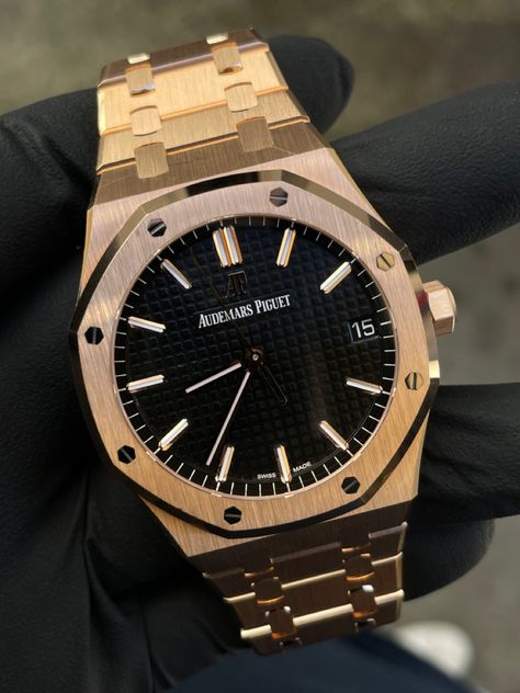 Rose Gold Audemars Piguet, Audemars Piguet Rose Gold, Audemars Piguet Gold, Audemars Piguet Men, Audemars Piguet Royal Oak Rose Gold, Swiss Watches For Men, Audemars Piguet Royal Oak Tourbillon, Audemars Piguet Royal Oak Frosted, Audemars Piguet Royal Oak Grande Complication