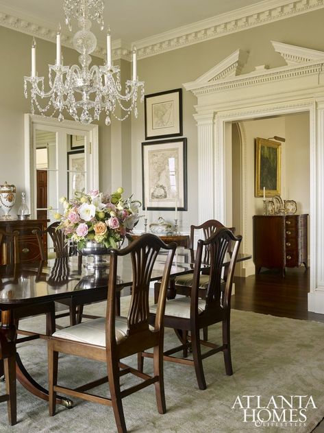 Dining Room Decor Traditional, Dining Room Decor Modern, Traditional Dining Tables, Classic Dining Room, Traditional Dining Rooms, Antique Dining Tables, Casa Country, Traditional Dining, Small Kitchens