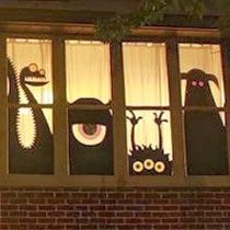 Diy Halloween Dekoration, Strašidelný Halloween, Halloween Window Decorations, Uhyggelig Halloween, Hantverk Diy, Easy Diy Halloween Decorations, Hallowen Ideas, Casa Halloween, Diy Halloween Decor