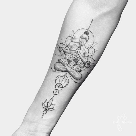 Meditation. "We are in the universe and the universe is in us". A tattoo with this meaning is something more and significant for yoga… Elephant With Lotus Flower, Tattoos Of Freedom, Lotus Pose Tattoo, Meditation Tattoo Men, Meditating Tattoo, Tattoo Buddhist, Mindfulness Tattoo, Sacred Geometric Tattoo, Positivity Tattoo