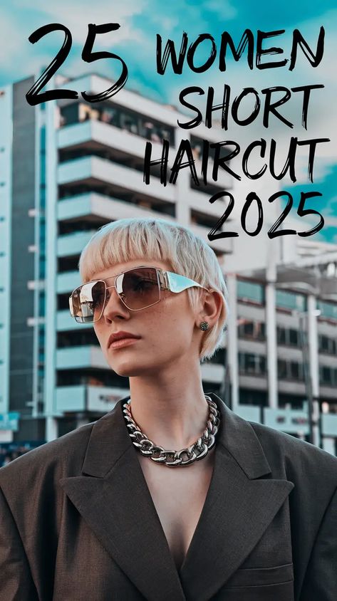 Bowl Haircut Women, Short Asymmetrical Hairstyles, Women Short Haircut, Straight And Wavy Hair, Hairstyles For Fall, Bold Haircuts, Hair 2025, Short Hair Accessories, Asian Short Hair