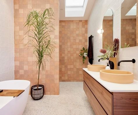 Bathroom Interior Design Luxury, Aesthetic Bathroom, Basement Bathroom, Big Bathrooms, Bathroom Trends, Bathroom Design Luxury, Bathroom Renos, Bathroom Colors, Bathroom Remodel Master