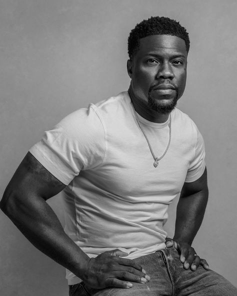 Kevin Hart Meme, Attractive Black Men, Birthday Men, Richard Pryor, Core Cottage, Kevin Hart, Photo Site, Famous Movies, Celebrity Portraits