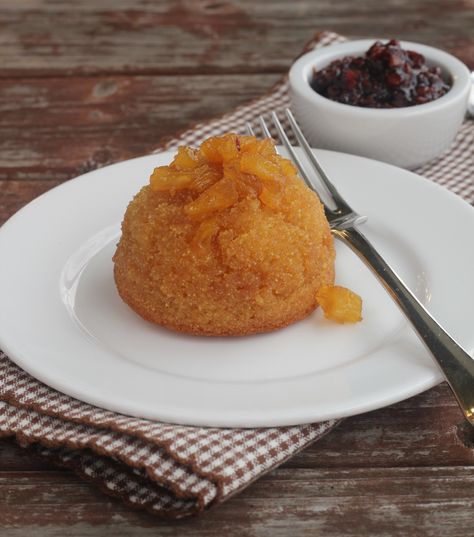 At Meril's they serve the most amazing Pineapple Upside Down Cornbread with Bacon Jam. Pineapple Upside Down Cornbread, Pineapple Cornbread, Cornbread With Bacon, Upside Down Cornbread, Bacon Marmalade, Emeril Recipes, Emeril Lagasse Recipes, Pineapple Muffins, Bacon Cornbread