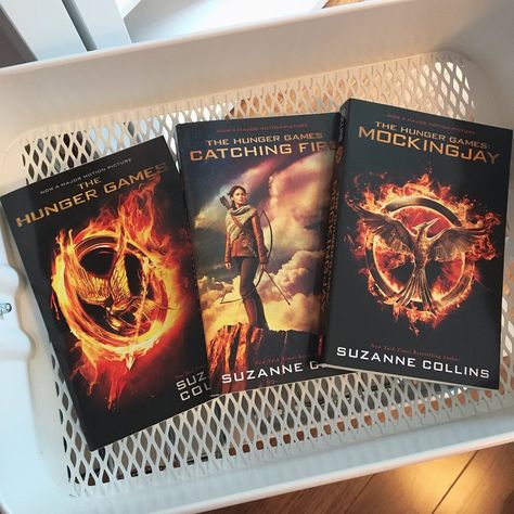 Bookstagram Posts, Hunger Games Movies, Poster Inspiration, Suzanne Collins, The Hunger Games, Mockingjay, The Hunger, Cursed Child Book, Children Book Cover