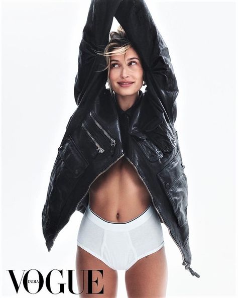 Hailey Bieber in Vogue India September 2020 Zoey Grossman — Anne of Carversville Hailey Rhode Baldwin, Studio Photography Poses, 사진 촬영 포즈, Model Test, Vogue India, Model Inspo, Vogue Covers, Studio Photoshoot, Hailey Baldwin