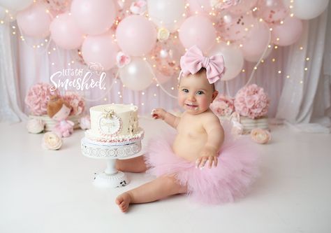 Princess Smash Cakes, Diy Smash Cake, Jersey Cake, Cake Smash First Birthday, Ballerina Theme, Cake Smash Inspiration, Pink First Birthday, Cake Photoshoot, Cake Smash Theme