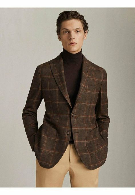 Explore 15 Top Men's Suit Styles for 2024: Classic, Casual, & Modern - Find Your Perfect Match Brown Checked Blazer Outfit, Winter Blazer Outfits, Fall Men Outfits, Brown Blazer Outfit Men, Checked Blazer Outfit, Blazer Men Outfit, Latest Suit Styles, Mens Suit Style, Winter Blazer