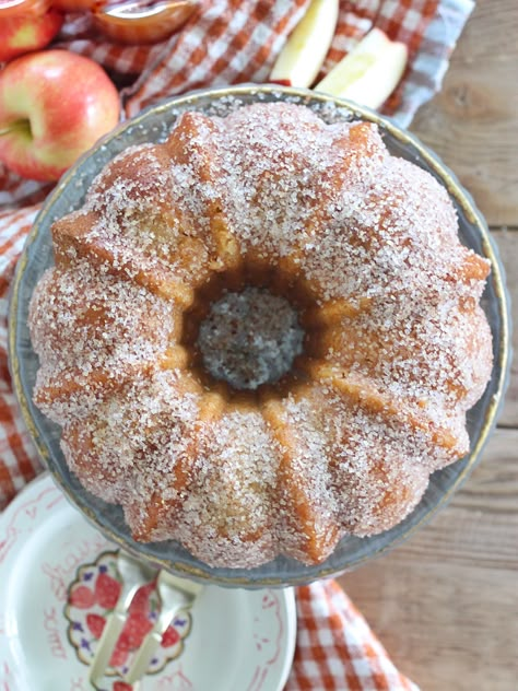 The Most Delicious Apple Cider Donut Bundt Cake for Fall | Cake by Courtney Recipes Using Apple Cider, Apple Cider Donut Bundt Cake, Donut Bundt Cake, Apple Cider Cake, Cider Cake, Cake By Courtney, Pumpkin Pie Cake, Apple Spice Cake, Fall Cake